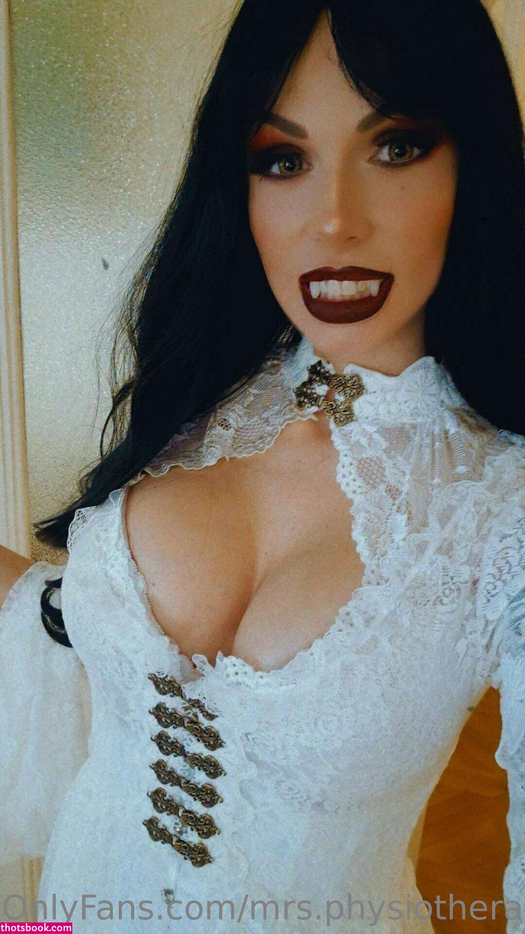 Mrs Physiotherapist Photo #7