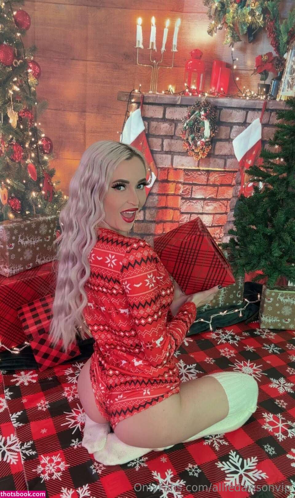 Allie Dawson Photo #24