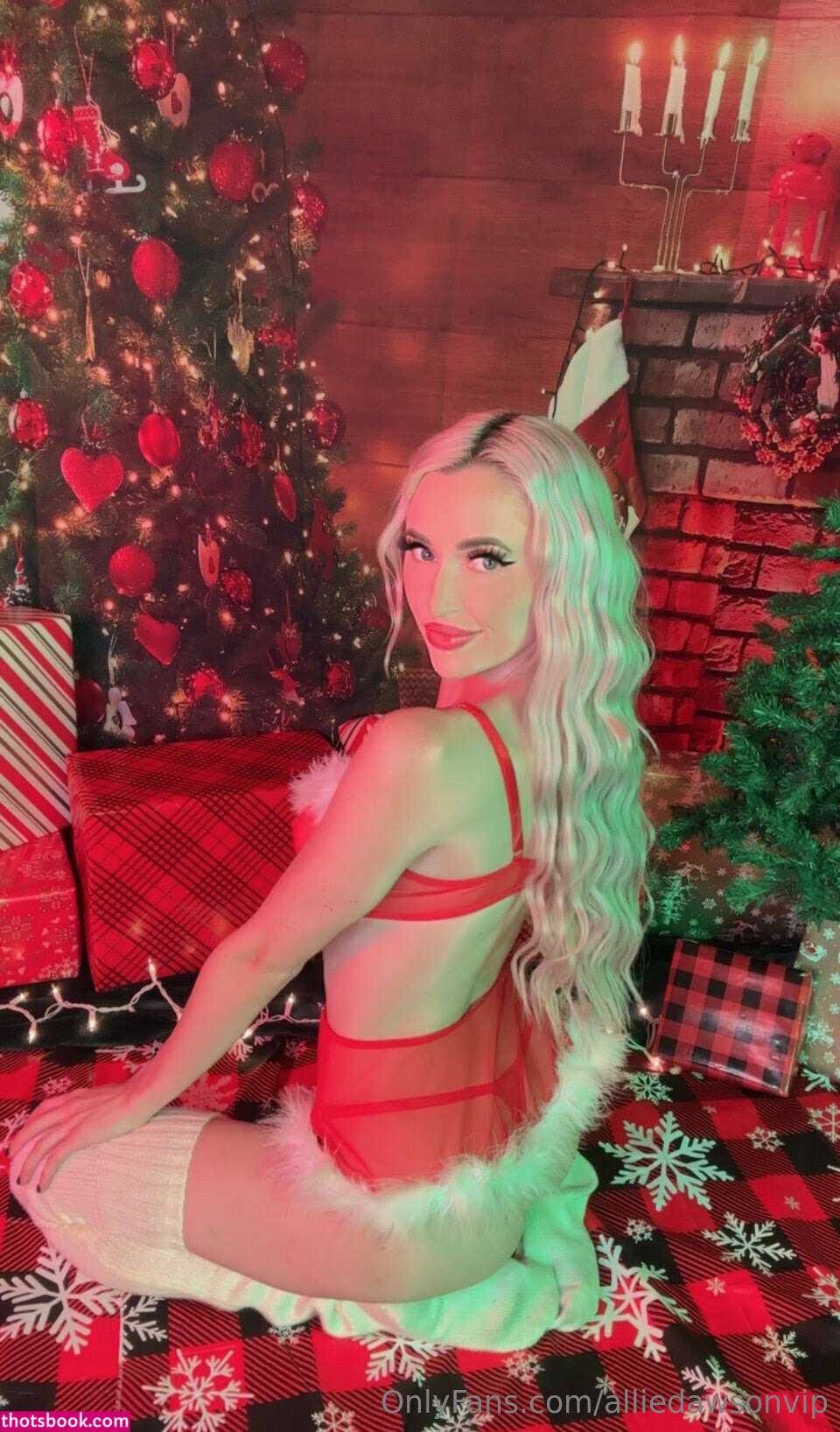 Allie Dawson Photo #32