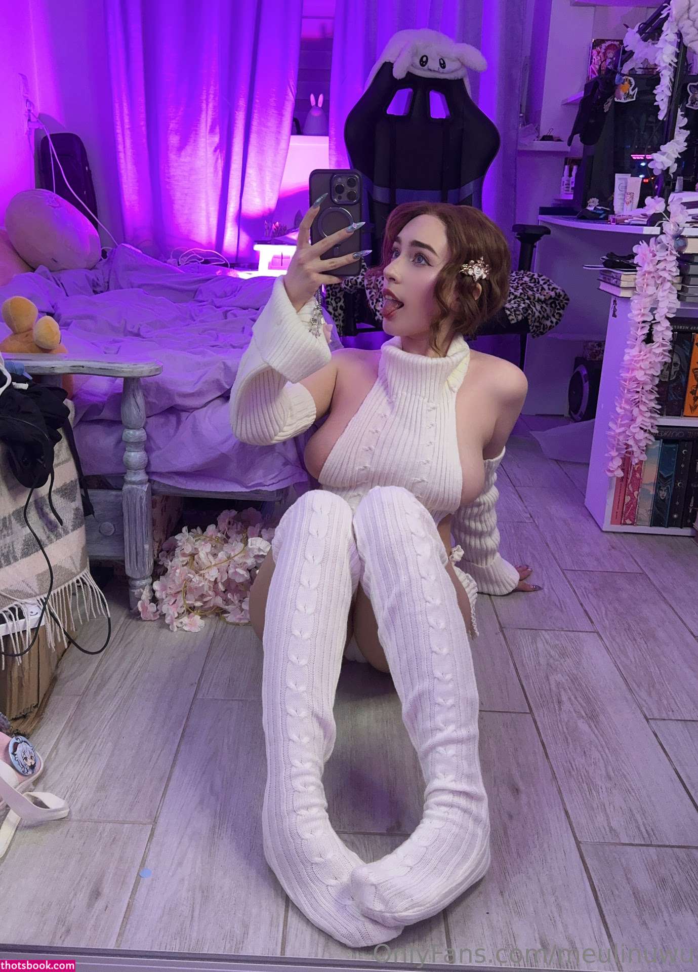 Chilling Madness Photo #129