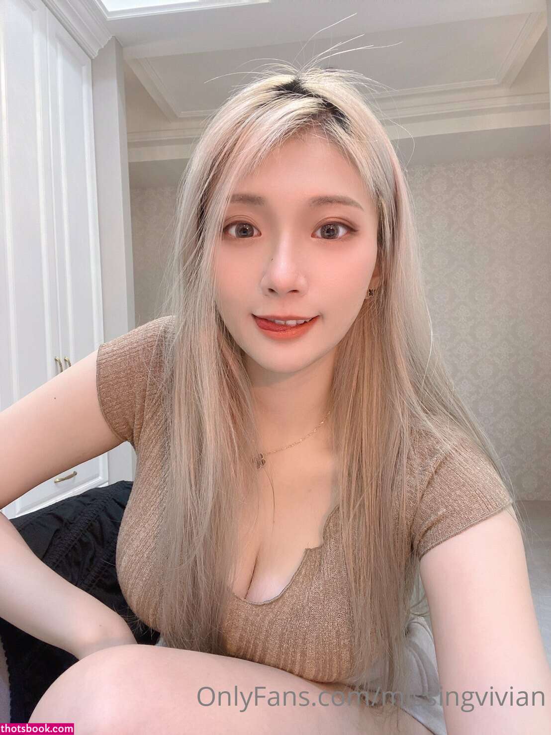 Vivian Photo #59