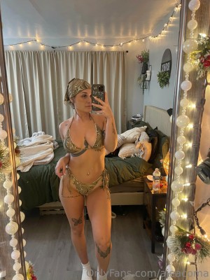 Alyssa Jeacoma Photo #59