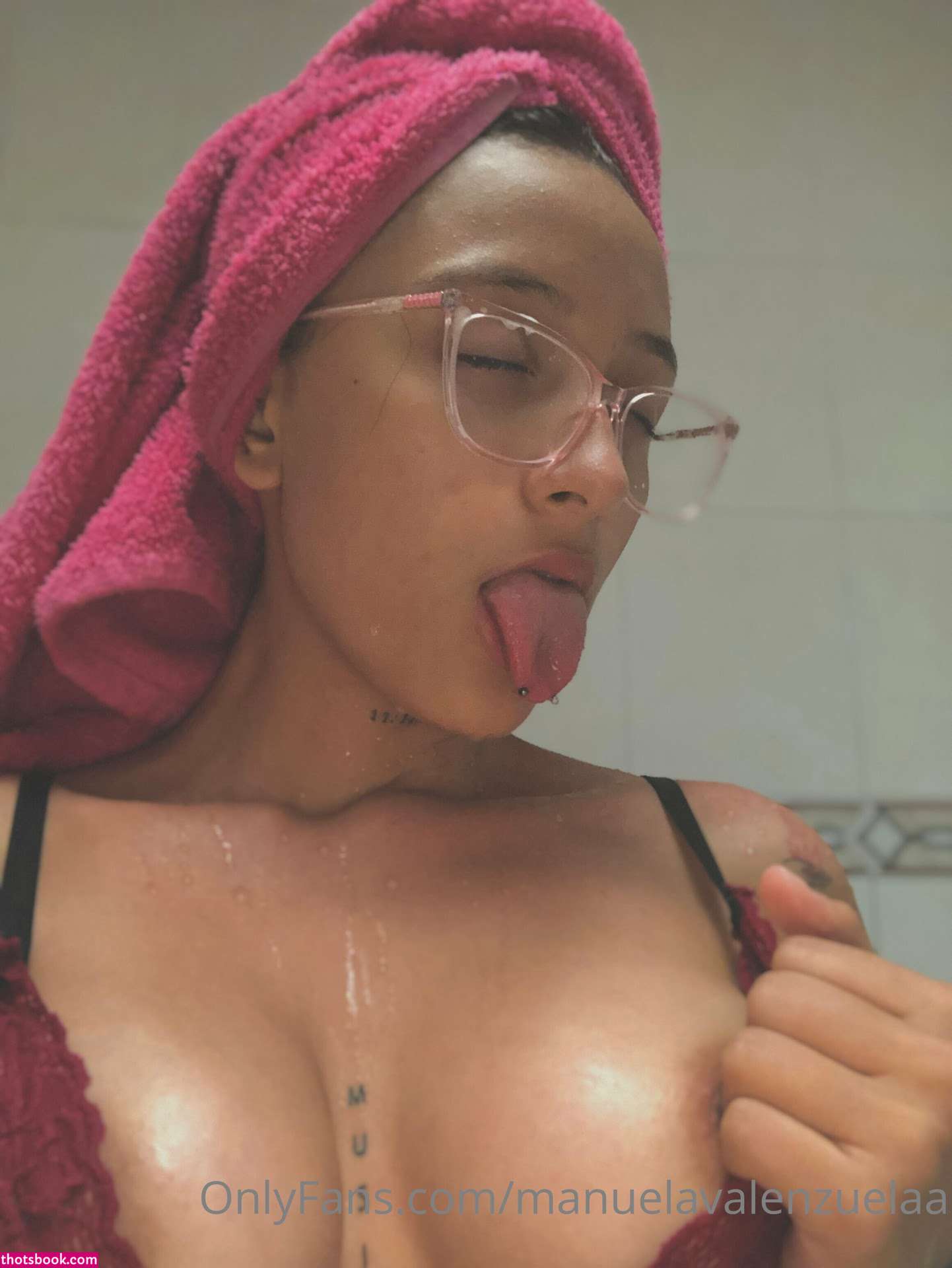 Manuela Valenzuelaaa Photo #100