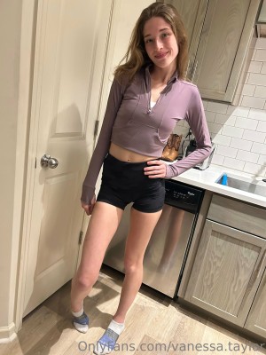 Vanessa Taylor Photo #158