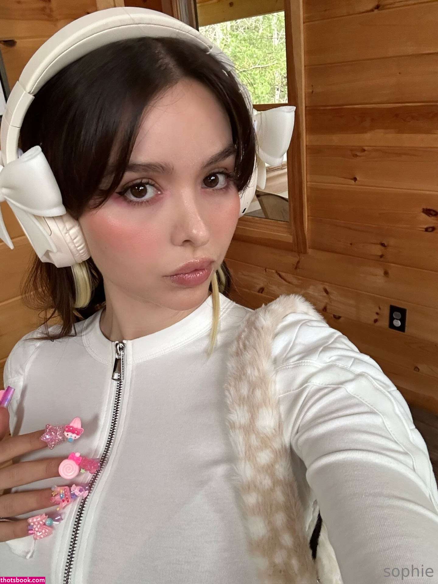 Sophie Mudd Photo #979