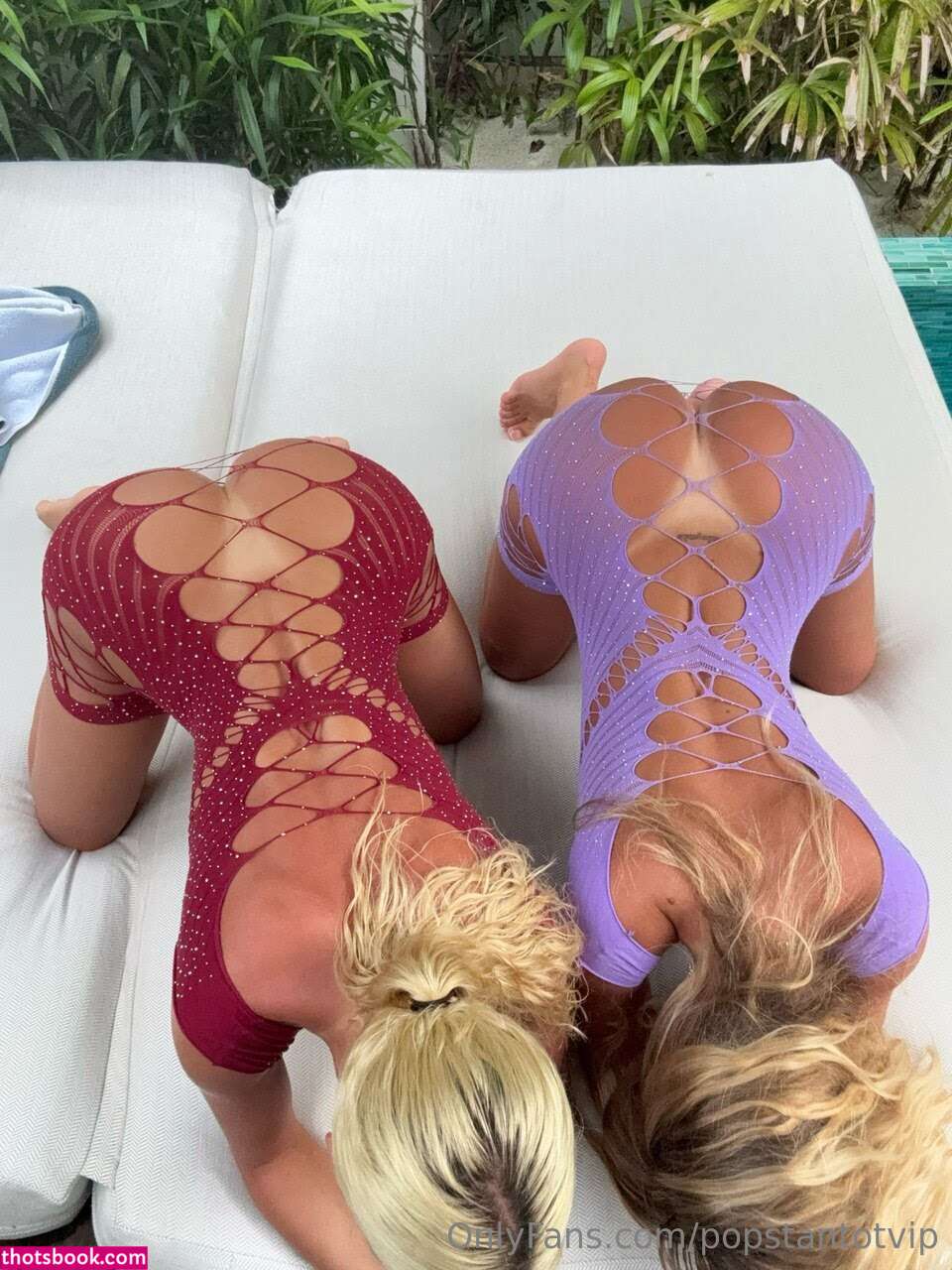 Tantot Twins Photo #337