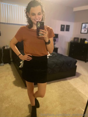 Dark Mistress Photo #11