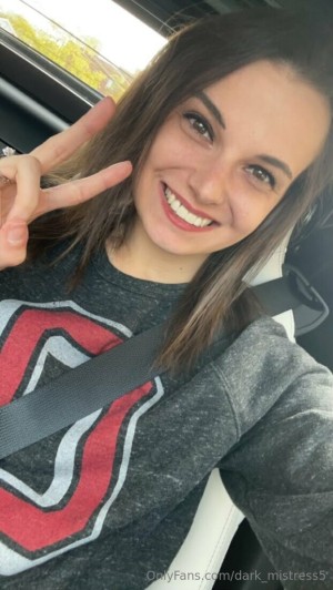 Dark Mistress Photo #23