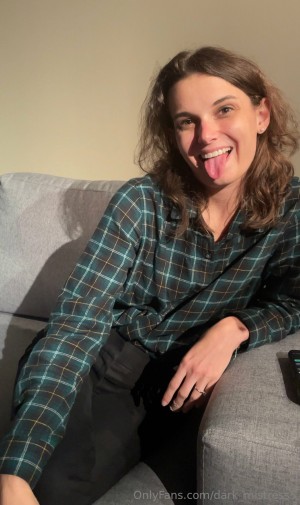 Dark Mistress Photo #63