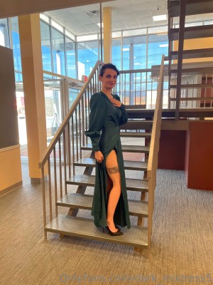 Dark Mistress Photo #185