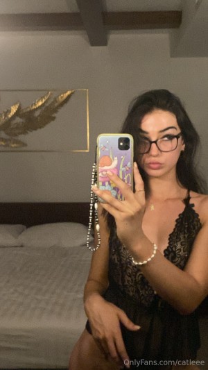 caitlinnlee Photo #15