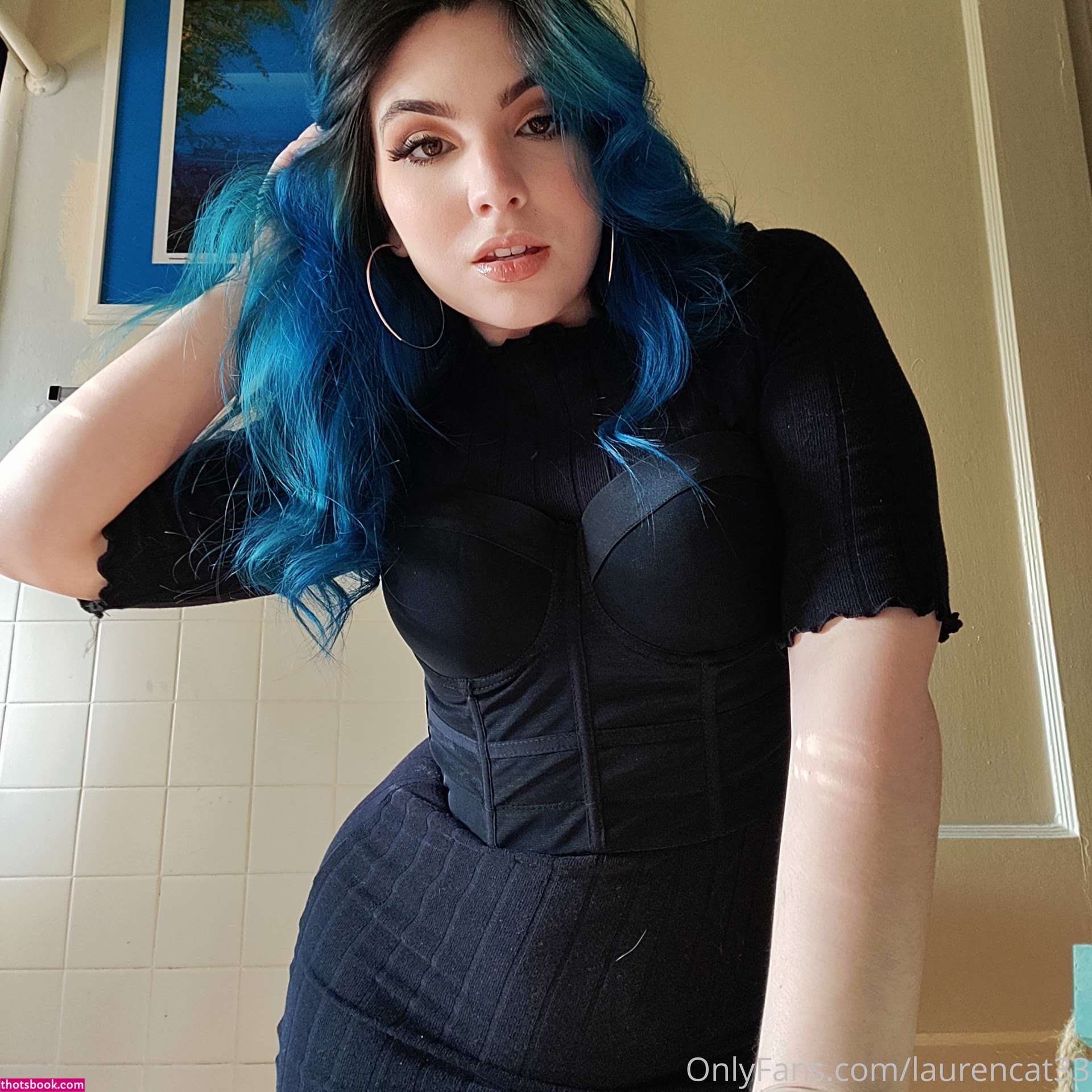 laurencat33 Photo #14