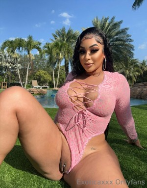 exoticaxxx Photo #2