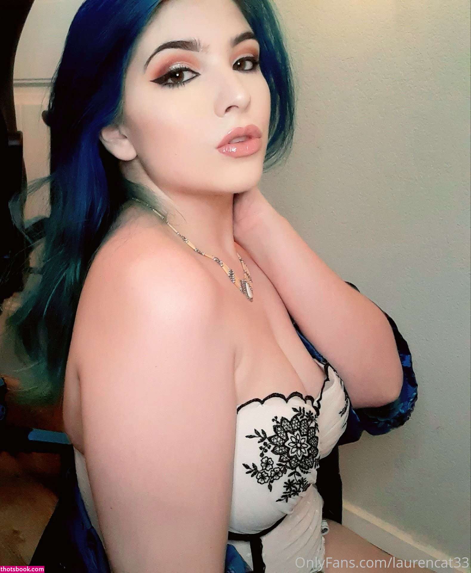laurencat33 Photo #44