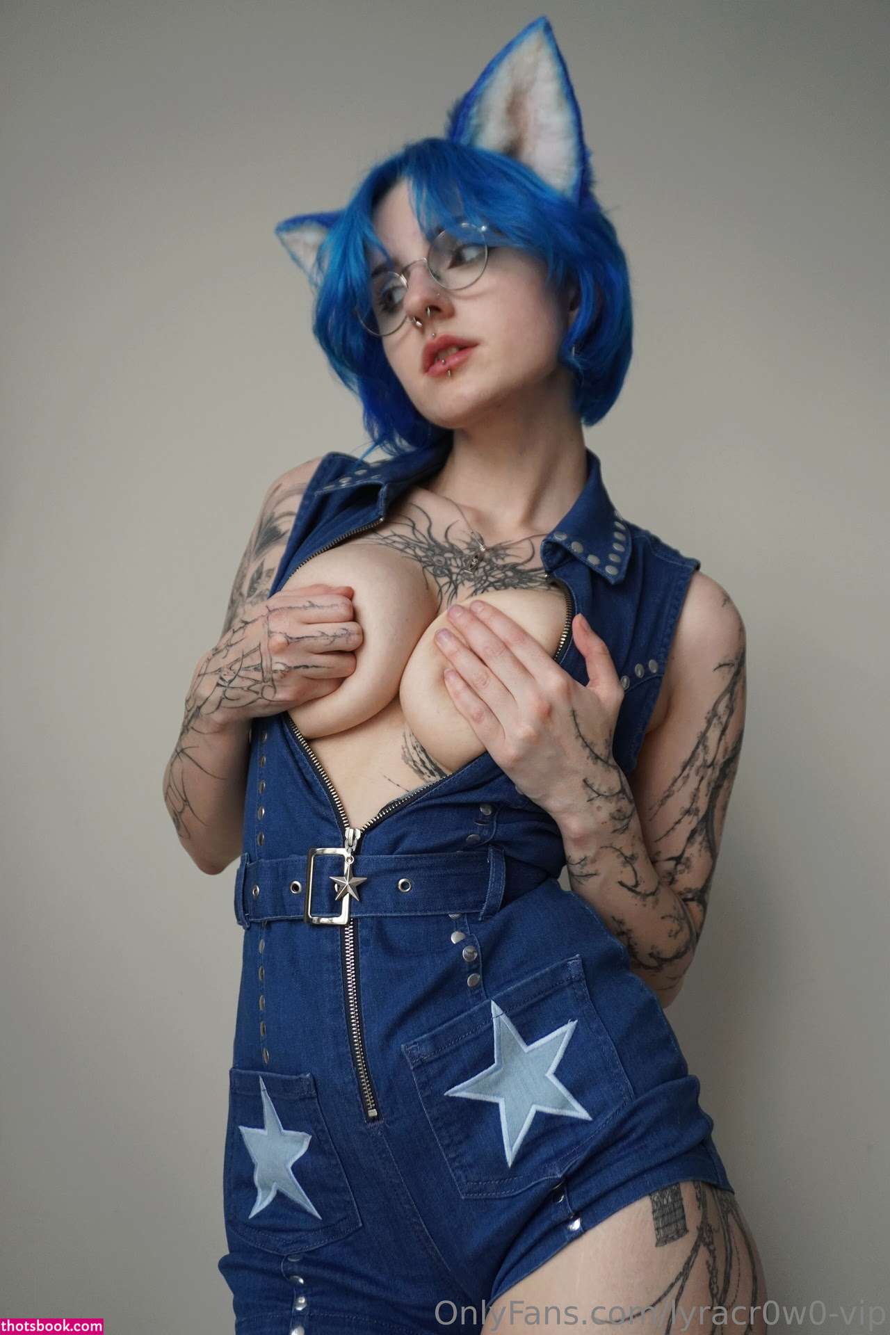 Lyra Crow Photo #1014