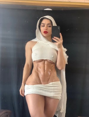 Maya abou Rouphael Photo #126