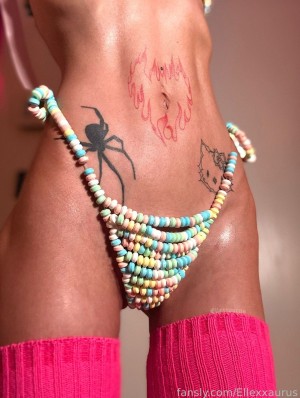 Ellasaurus23 Photo #15