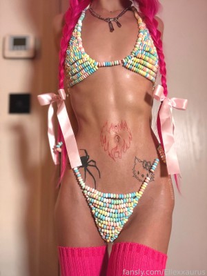 Ellasaurus23 Photo #17