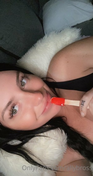 Bellasummersxo Photo #40