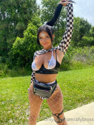 Bellasummersxo Photo #140