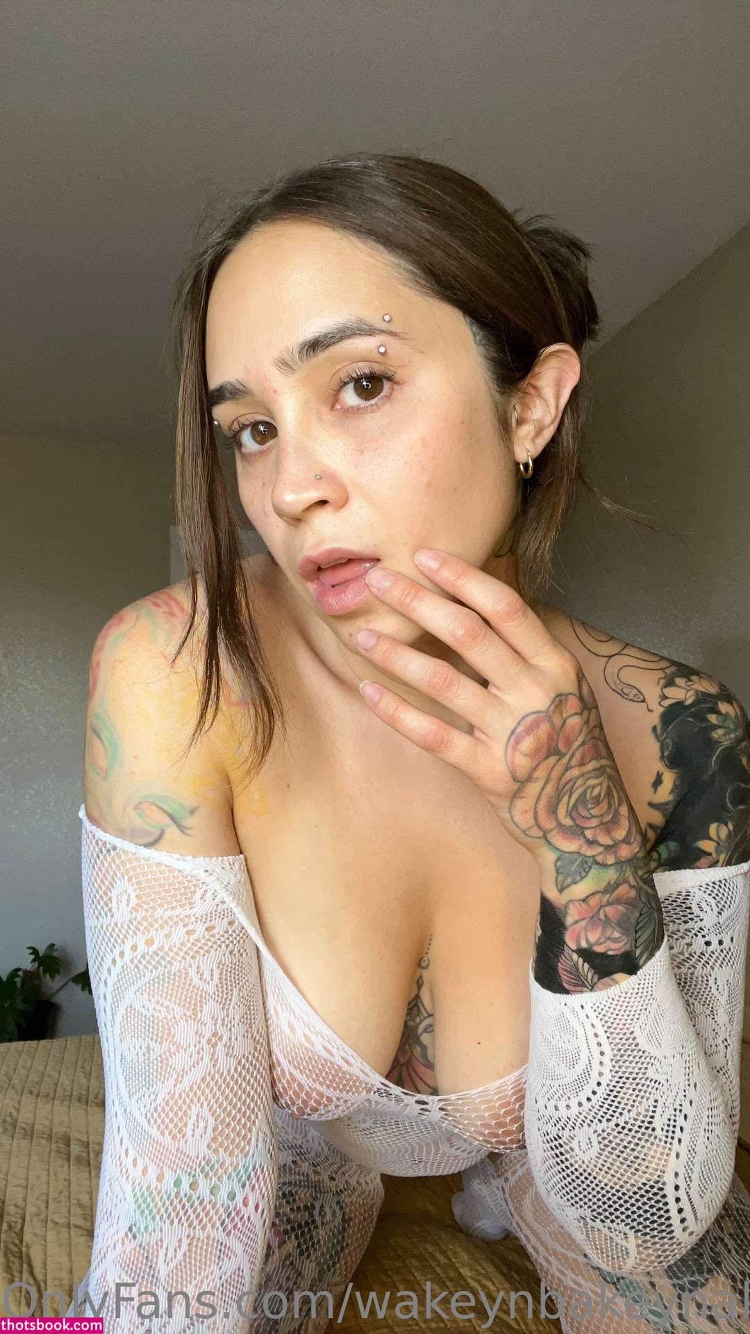 wakeynbakeynakey Photo #99