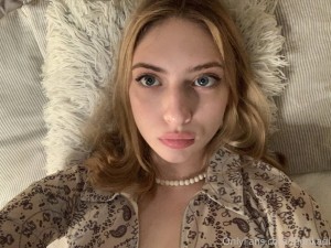 Dionkadi Czkrok Photo #43