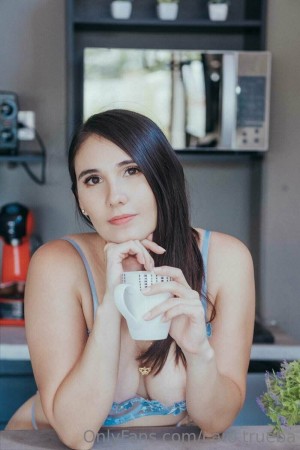 Caro Trueba Photo #14