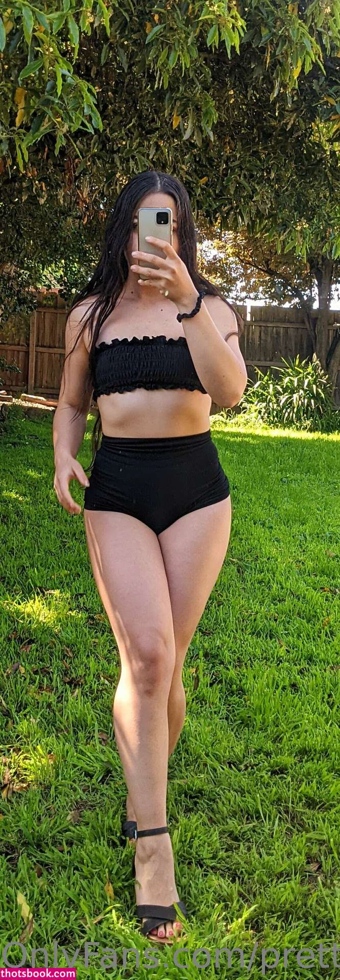 Prettylittlelily48 Photo #75