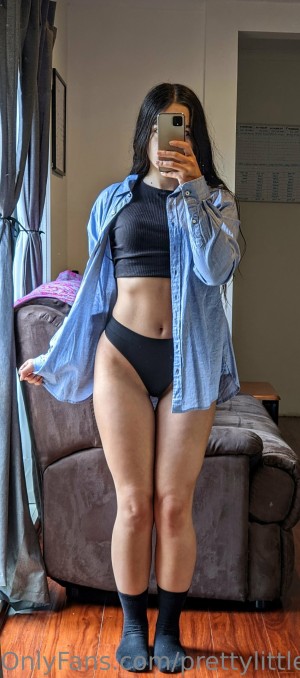 Prettylittlelily48 Photo #169