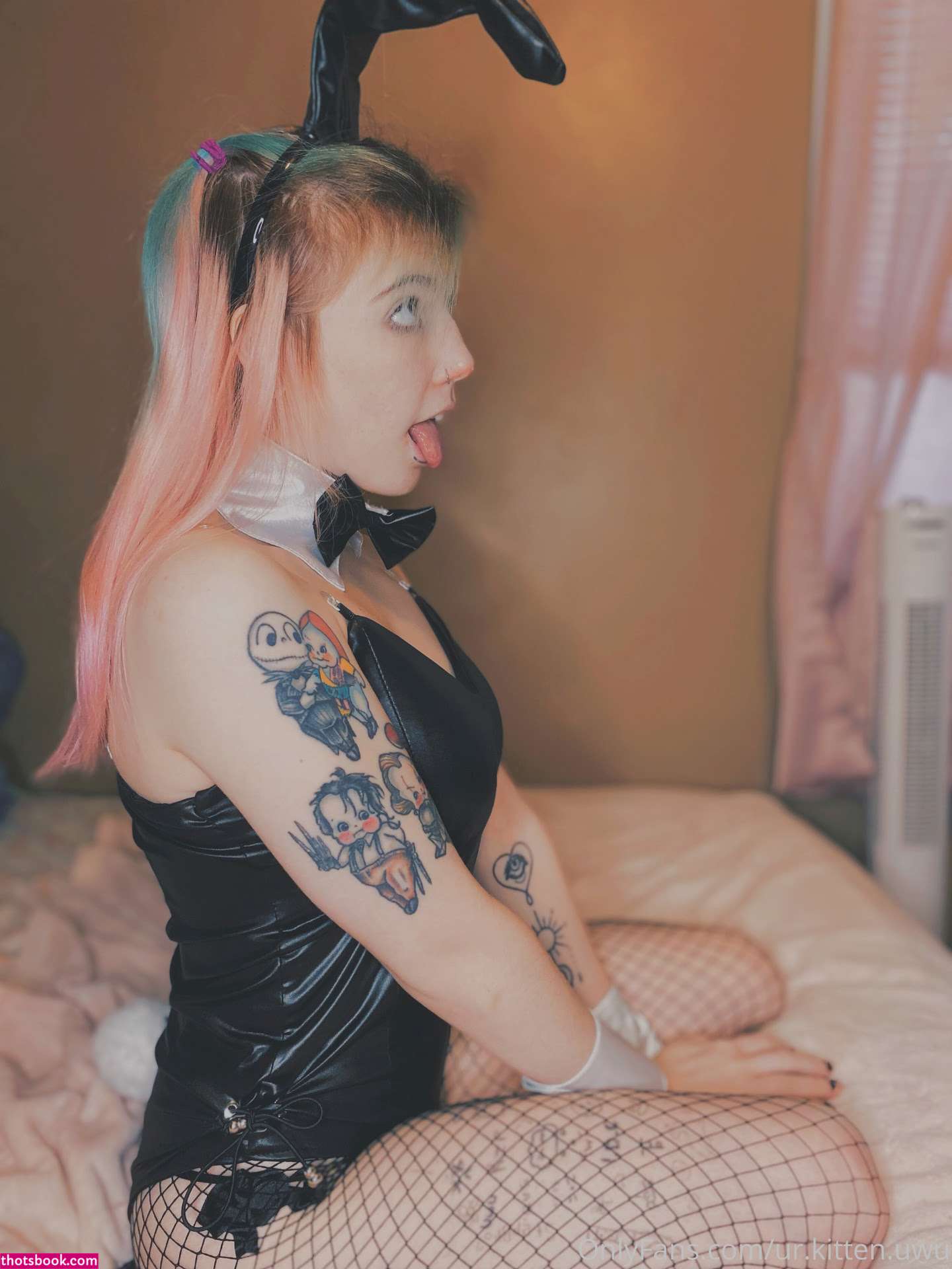 urkittenuwu Photo #36