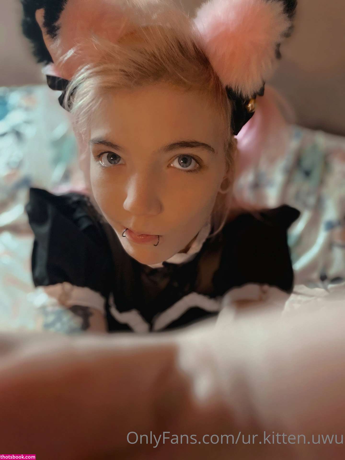 urkittenuwu Photo #40