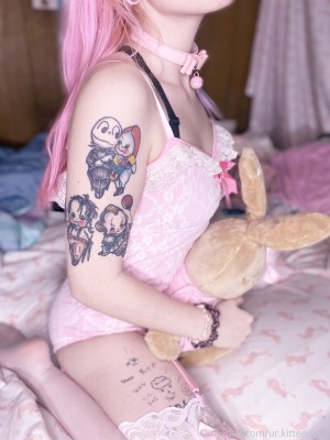 urkittenuwu Photo #65