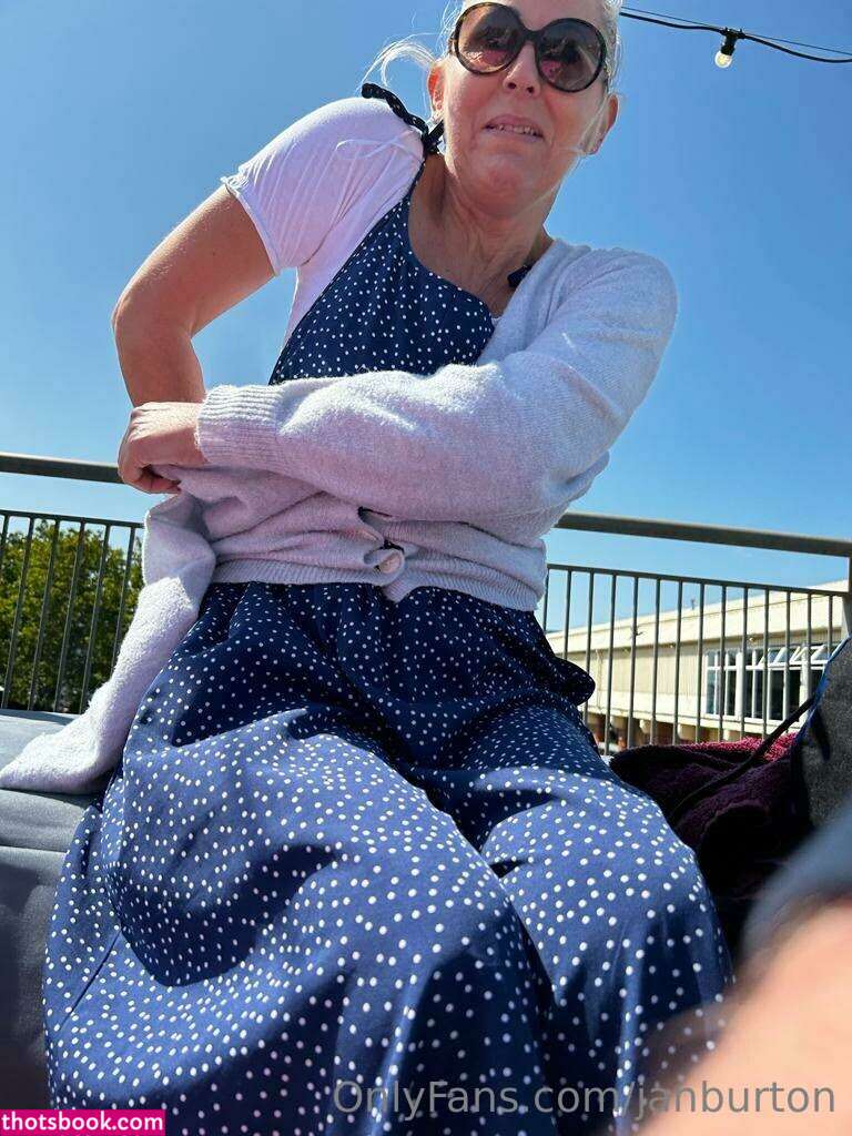 Jan Burton Photo #148