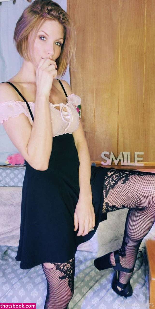 Akgingersnaps Photo #47