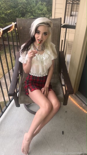 cutestfeetgirl Photo #41