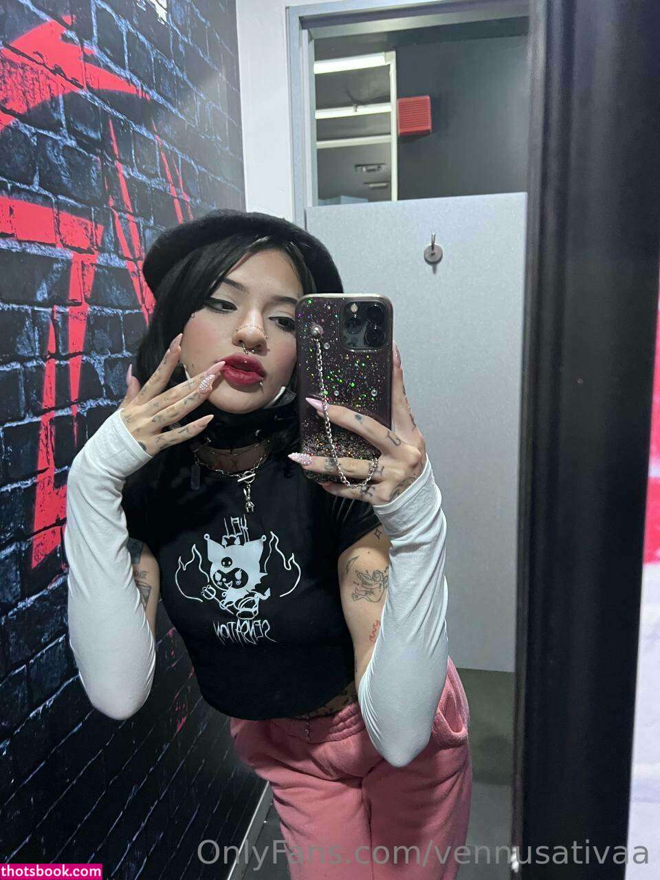 Vennussativa Photo #9