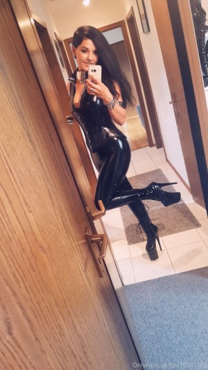 Sophie Elodie Photo #190