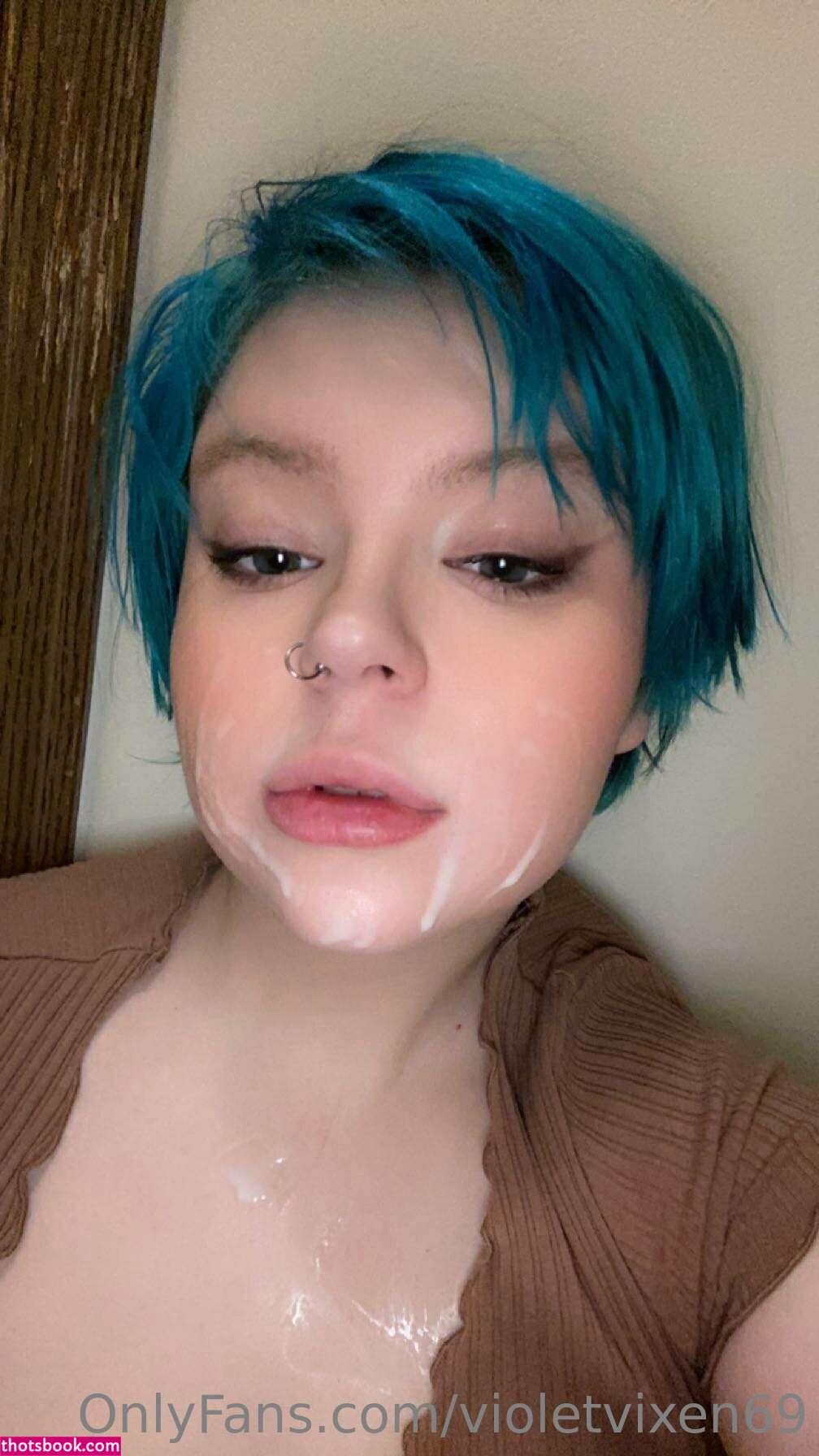 violetvixen69 Photo #40