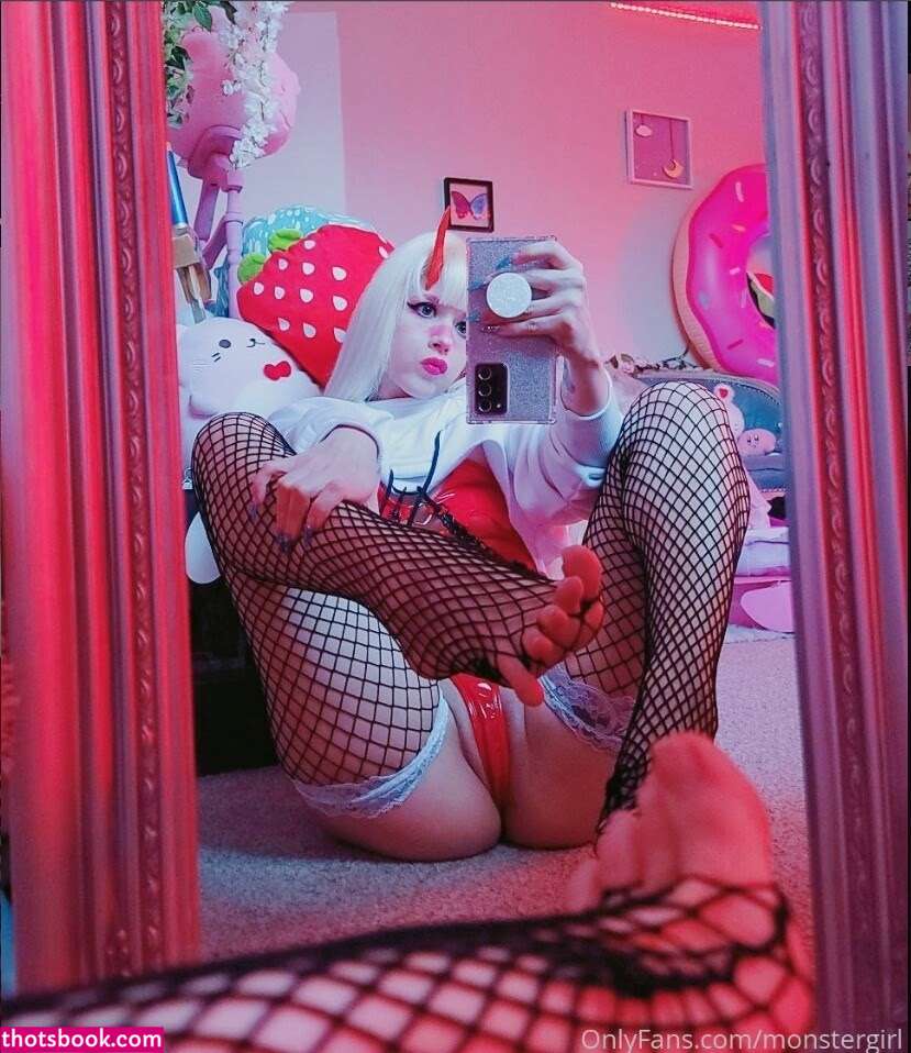 Monstergirl Photo #27