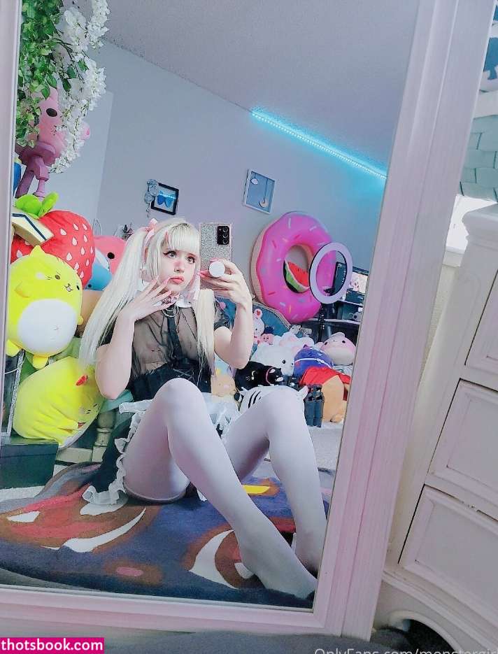 Monstergirl Photo #37