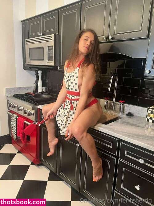 Felice Herrig Photo #60