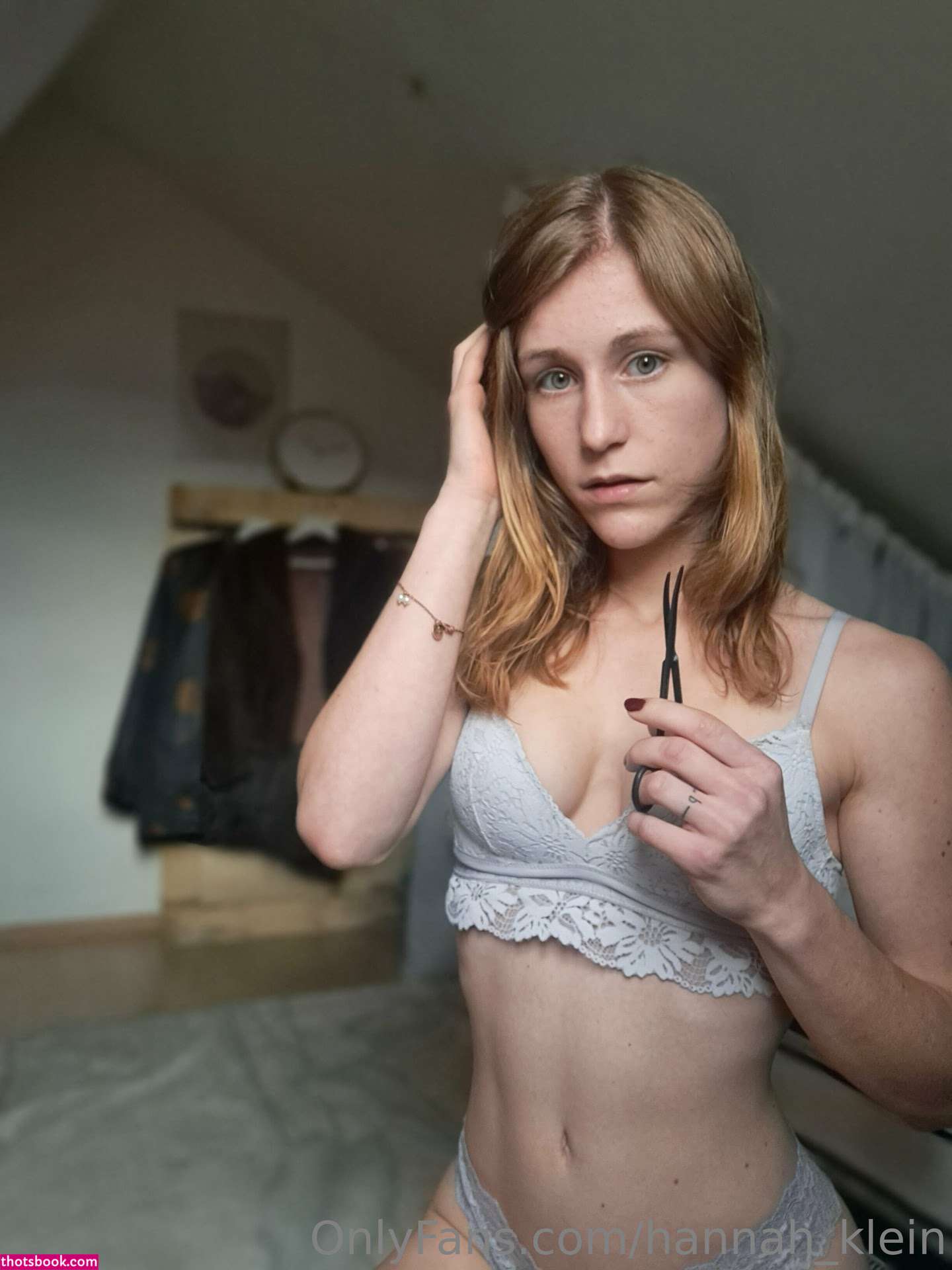 Hannah Klein Photo #29