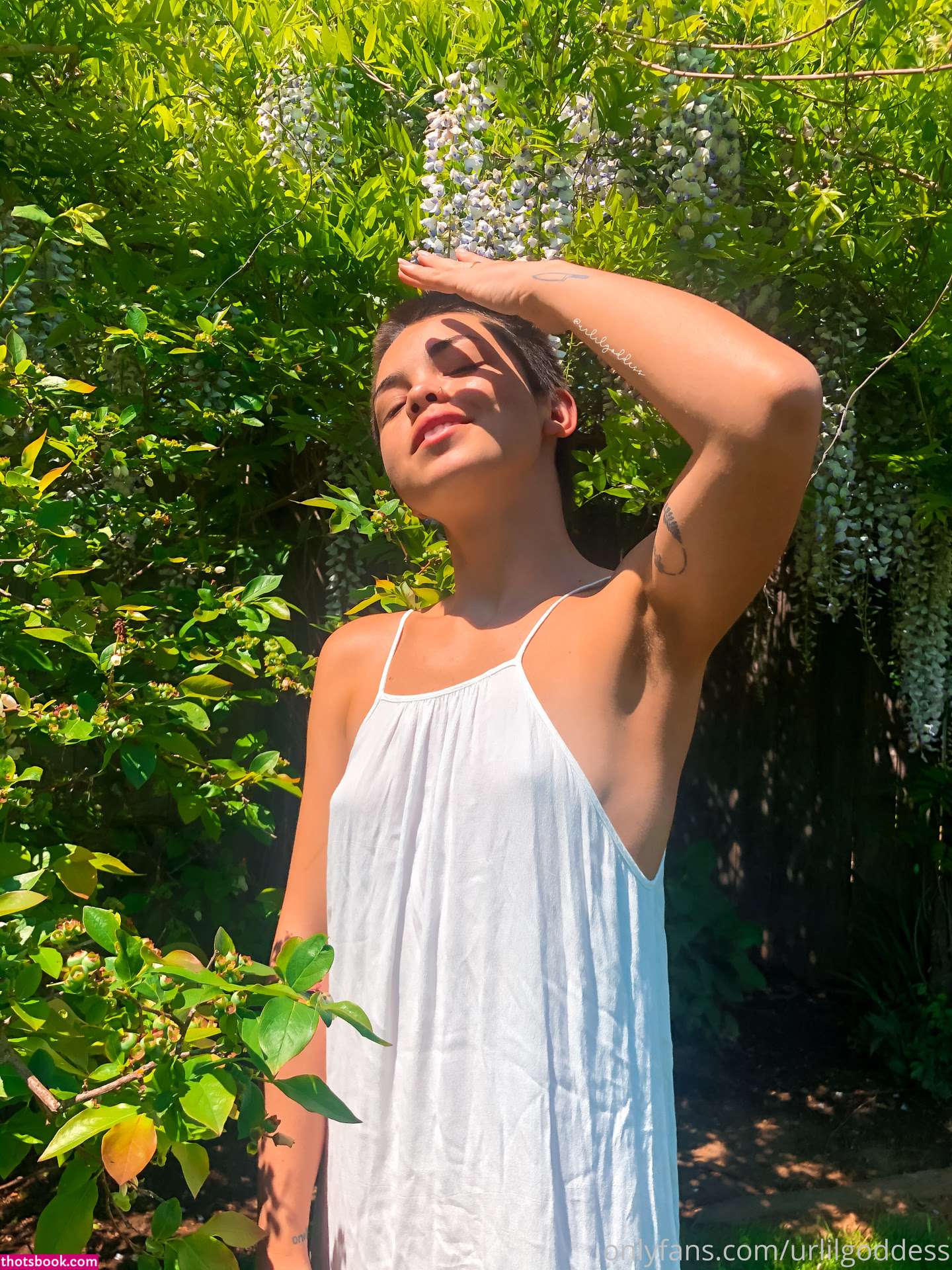 urlilgoddess Photo #28