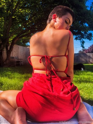 urlilgoddess Photo #33