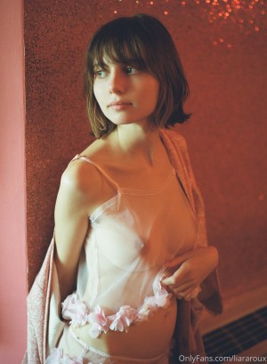 Liara Roux Photo #224