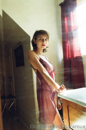 Liara Roux Photo #228