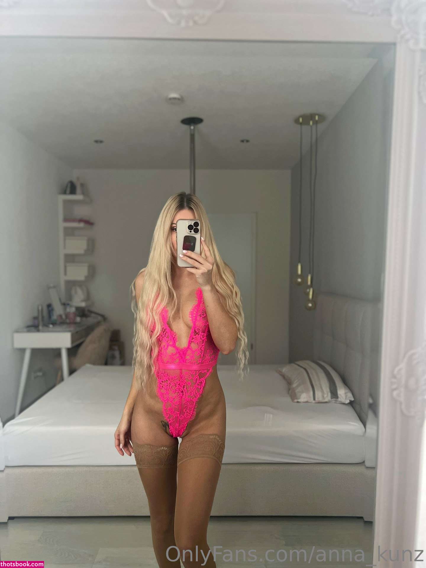 Anna Kunz Photo #164