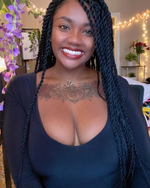 Izzy Saeko Photo #95