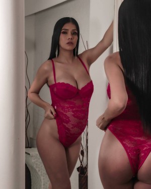 carolinaromoof Photo #1280157