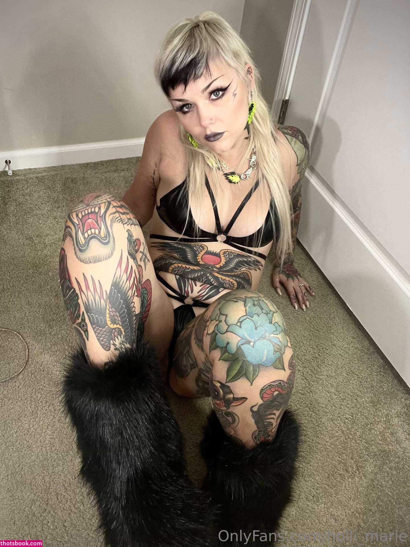 Holli Marie Photo #12